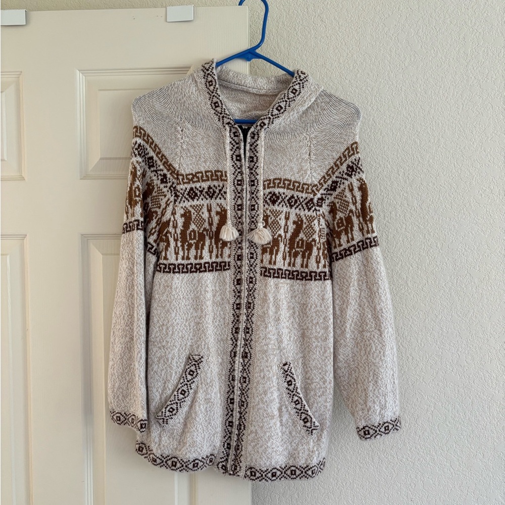 Cozy Hooded Knit Cardigan with Brown Pattern